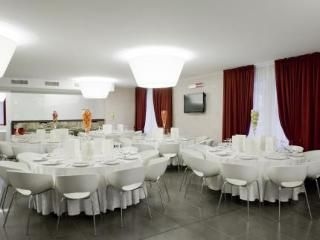 Base Hotel To Stay3