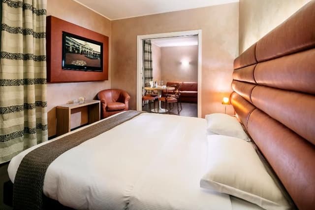 JUNIOR SUITE STANDARD