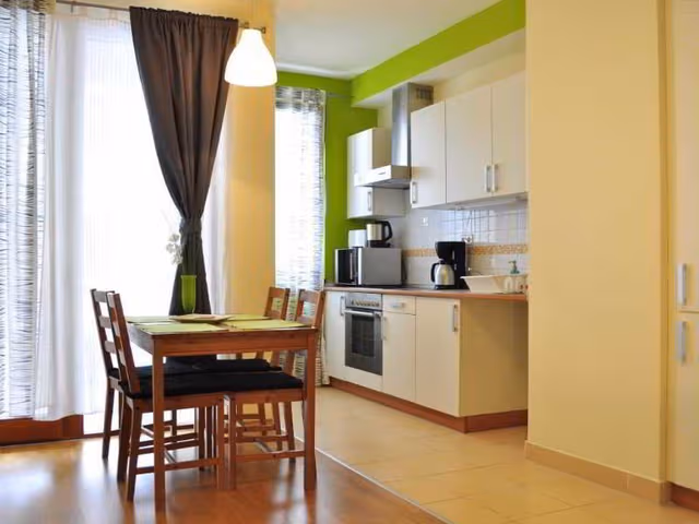 APARTMENT CAPACITY 6 TWO BEDROOMS