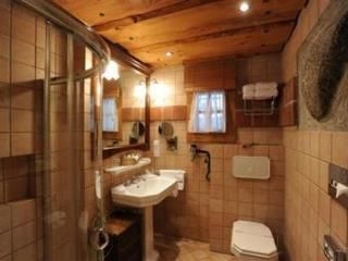 Romantik Hotel U Raka3