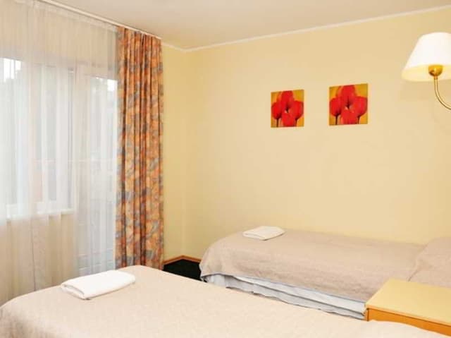 APARTMENT TWO BEDS