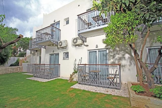 DOUBLE GARDEN VIEW