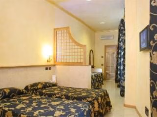 Hotel Fellini1