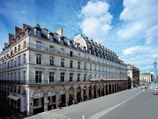 Le Petit Louvre4