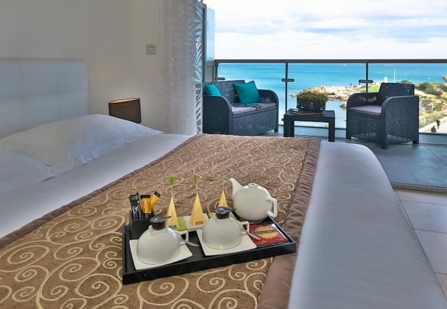 SUITE SEA VIEW WITH TERRACE