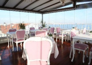 Romantic Hotel3