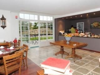 Etiolles Country Club2
