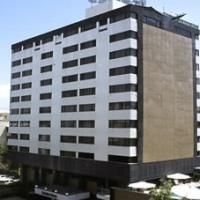 โรงแรมฟาริยาส (Fariyas Hotel)0
