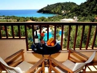 Limnionas Bay Village Hotelapart4