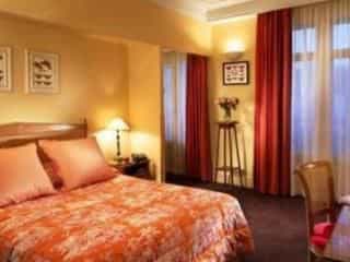 Royal Hotel Royal Hotel