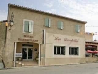 Les Dentelles Les Dentelles