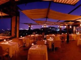La Maison Hotel1