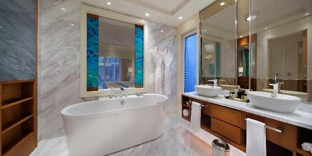 SUITE POOL VIEW