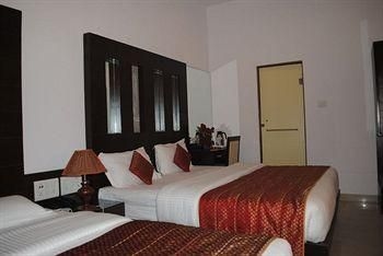 โฮเต็ล บาบา ดีลักซ์ (Hotel Baba Deluxe)2