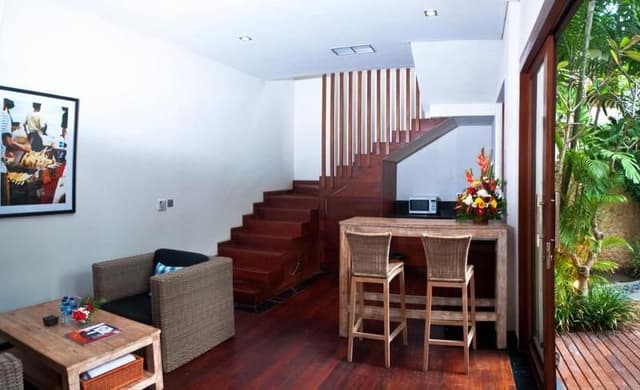 VILLA THREE BEDROOMS