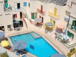 Sea N Lake View Hotel Apts3