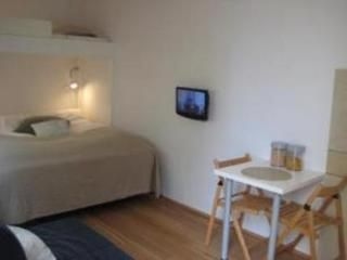 Gallery Central Guesthouse1