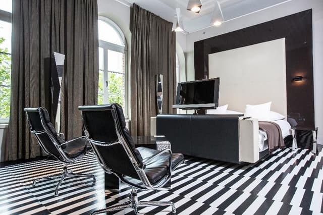 JUNIOR SUITE STANDARD