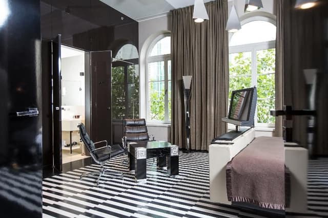 JUNIOR SUITE STANDARD