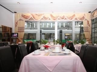 Hansa Hotel2