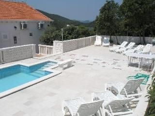 Villa Castello2