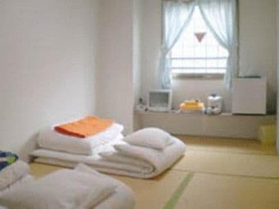 Japanese-Style Single Room with Shared Bathroom