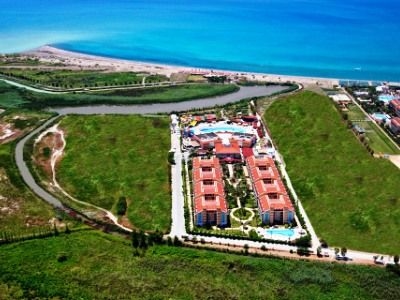 Crystal Paraiso Verde Resort1