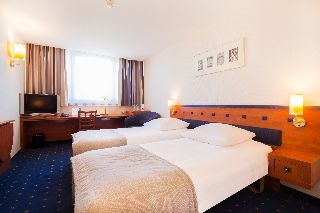 Qubus Hotel Legnica1