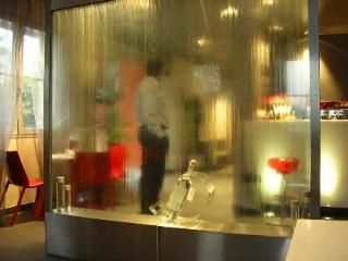 Hotel Metropolis2
