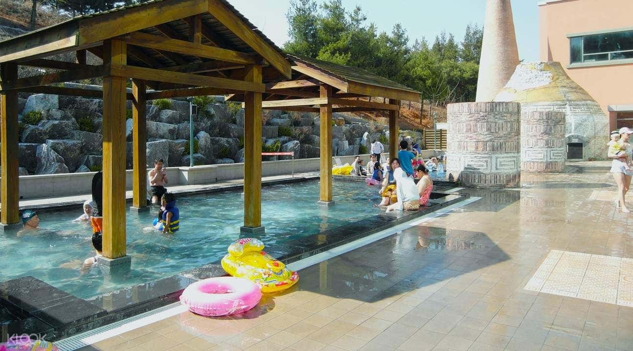 Yeoju Premium Outlets & Icheon Termeden Spa1