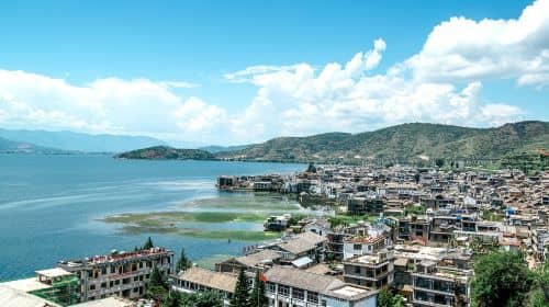 2-Day Lijiang to Dali Private Tour: Erhai, Chongsheng Three Pagodas, Dali Old Town