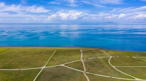 2-Day Xining Private Tour: Qinghai Lake, Erlangjian Scenic Area, Chaka Salt Lake, Jinyintan Grassland, Atomic City Scenic Area
