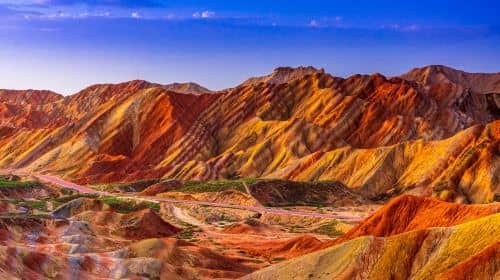 2-Day Zhangye Private Tour: Zhangye Danxia Geo Park, Binggou Danxia, Mati Temple Grottoes, Pingshanhu Grand Canyon