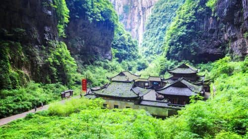 4-Day Chongqing private tour: the Dazu Carving and Wulong karst