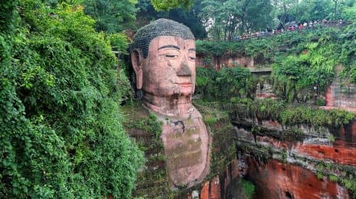 ทัวร์ส่วนตัว 7 วันสู่จุดเด่นของเมืองเฉิงตู ภูเขาเอ๋อเหมย และจิ่วไจ้โกว