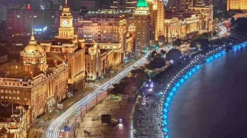 Amazing Shanghai Highlight Night Walking Tour-Yuyuan Bazaar&the Bund