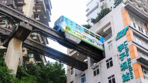 Chongqing Private Day Tour to Liziba Park, Zoo, E'ling Park, Chongqing Theatre and Hongya Cave