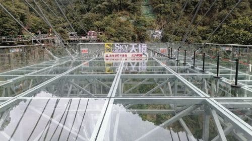 ทัวร์ส่วนตัว กระเช้าลอยฟ้า ซิปไลน์ น้ำตก สะพานแก้ว