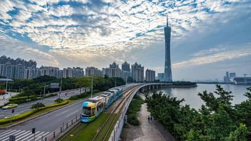Guangzhou Customized Private Day Tour of Dr Sunyat-sen Memorial Hall, Academy of Chen Clan and More