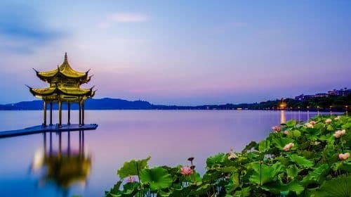 ทัวร์ชมแหล่งมรดกโลกของยูเนสโกที่หางโจว - ทะเลสาบตะวันตกและคลองใหญ่