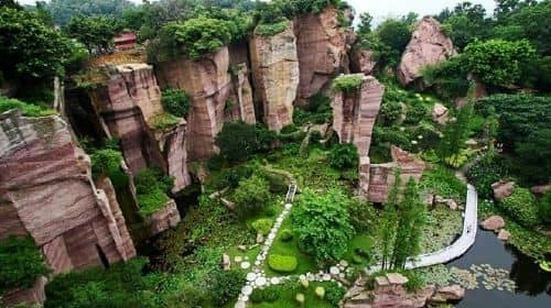 Private Day Tour to Lianhua Mountain and Shawan Town with Lunch from Guangzhou