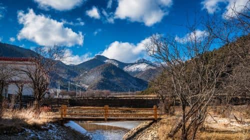 Private Shangri-La Tour: Potatso National Park, Dabaosi Monastery