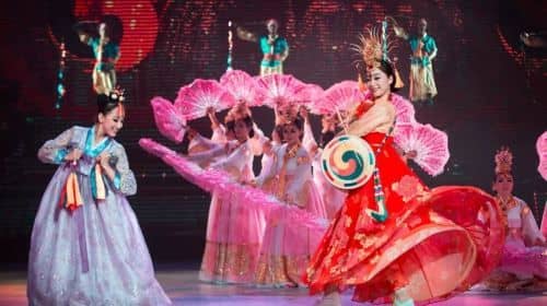 Shenzhen Private Half-Day Tour of Maoye Mall (huaqiangbei), China Folk Culture Village