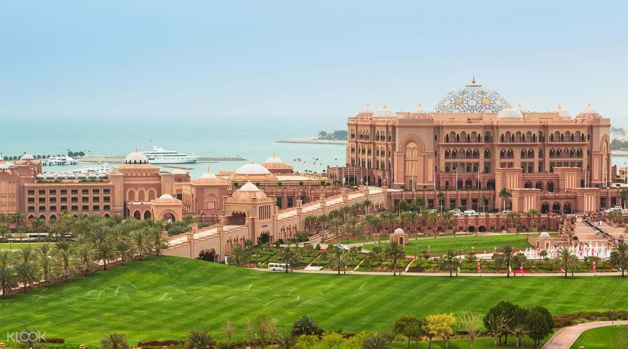 Abu Dhabi City Small Group Day Tour from Dubai4