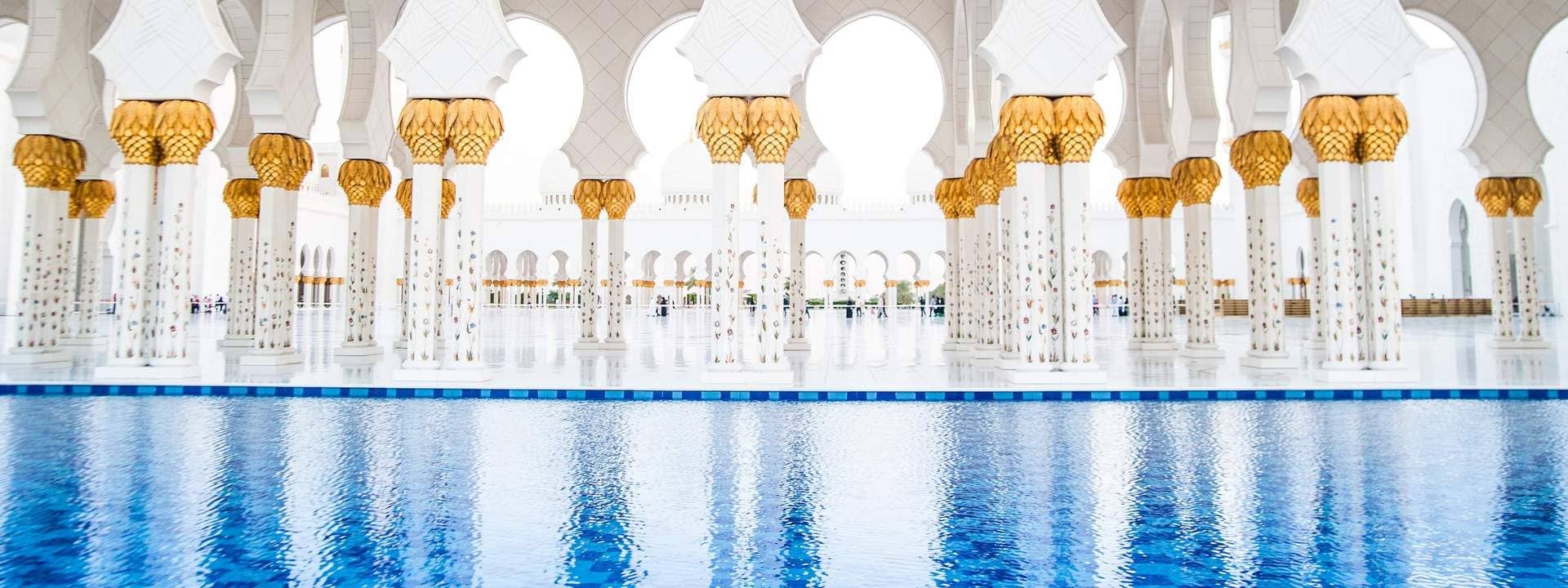 Abu Dhabi Sheikh Zayed Mosque Half Day Tour from Dubai