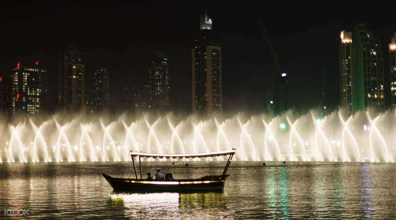 Dubai Fountain Lake Ride4