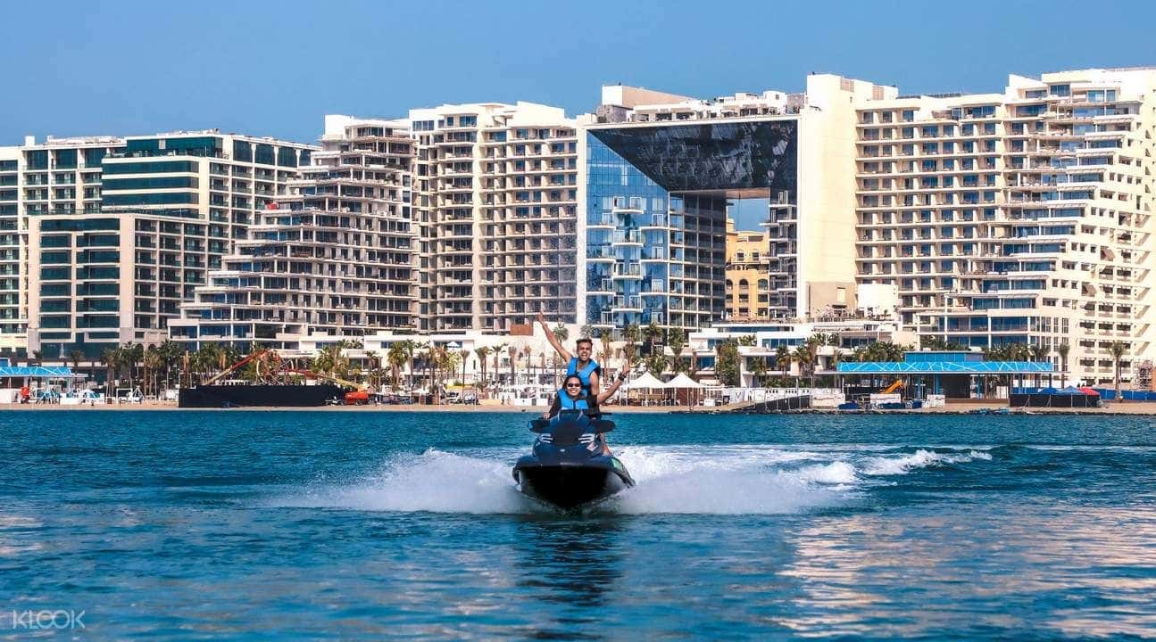 Jet Ski Experience in Dubai with Shared Hotel Transfers3