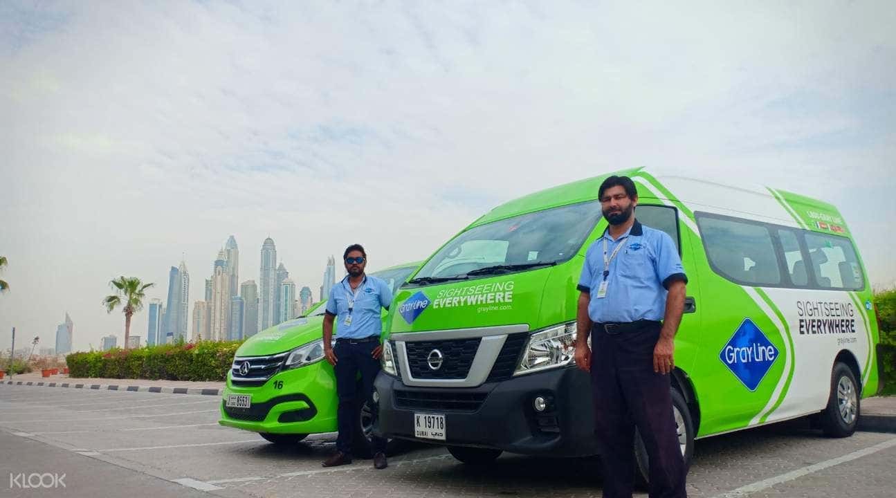 Private Dubai International Airport (DXB) Transfers for UAE Emirates3