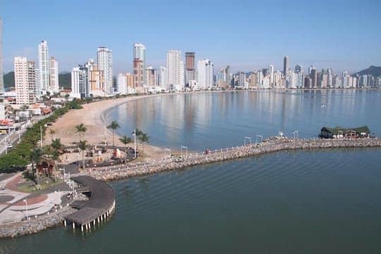 Balneario Camboriu guided tour from Florianópolis
