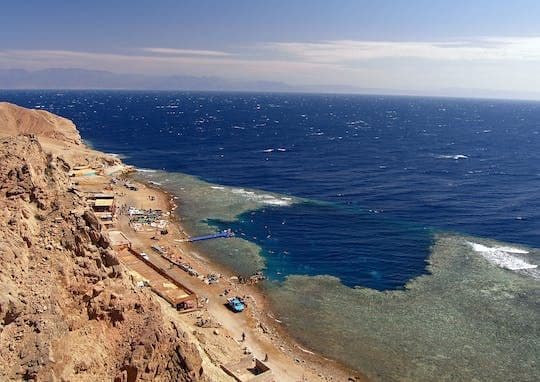 Blue Hole Snorkeling, 4x4 safari and Dahab tour from Sharm El Sheikh with lunch